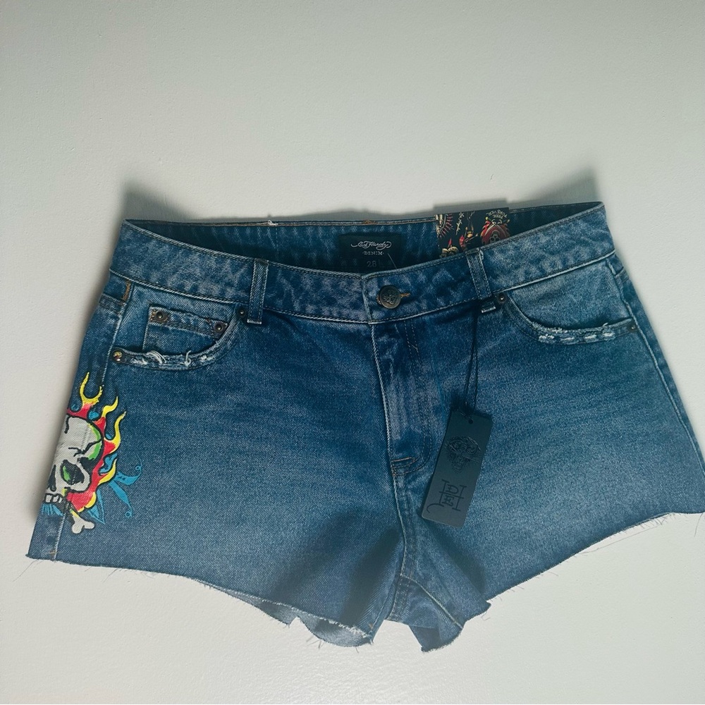 Ed Hardy Shorts  Women’s‎ Size 28 Skull NWT